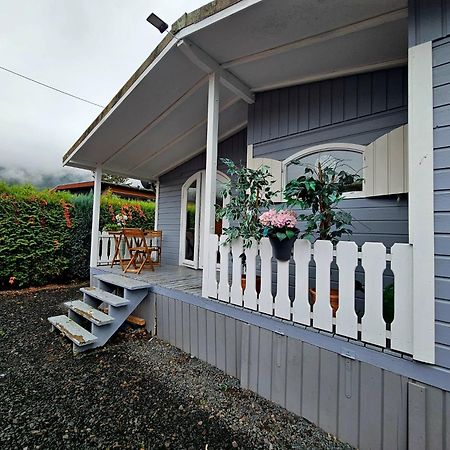 Отель Tiny House Mehring Меринг Экстерьер фото