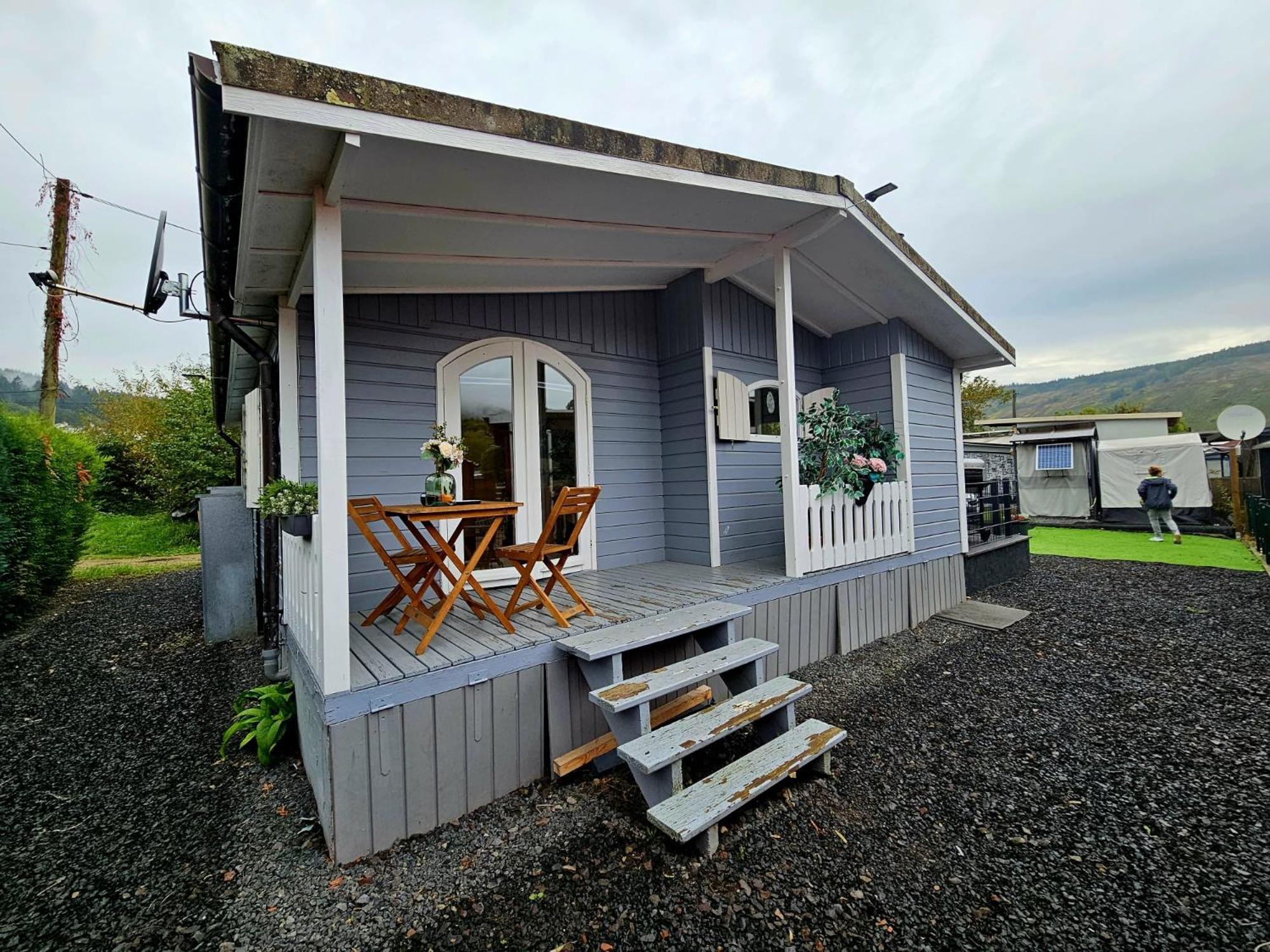 Отель Tiny House Mehring Меринг Экстерьер фото
